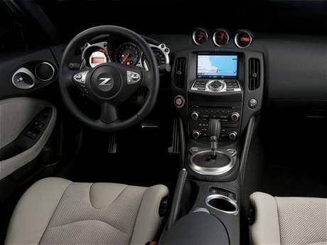 JM2749d2_12270242549761820_370Z_Interior_14_.jpg