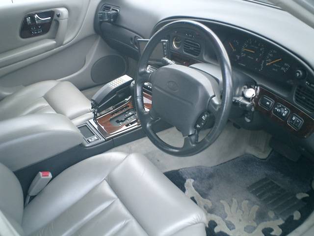 INFINITI Q45 BASE GRADE-1993- (1).jpg